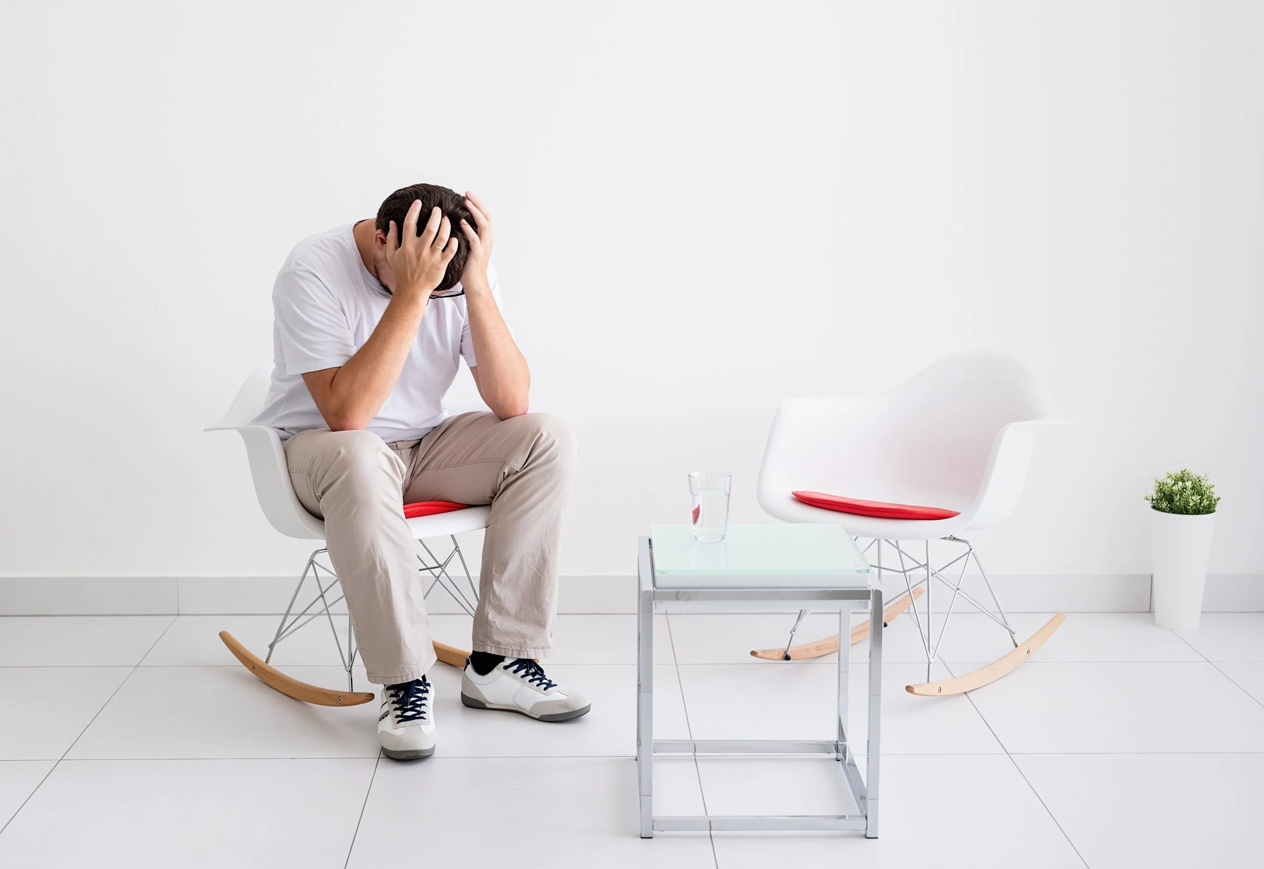 Depresyon belirtileri yaşayan düşünceli birey